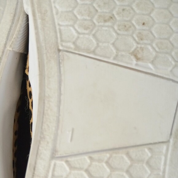 Leopard Canvas Soda Slip on Shoes Size 1 - Picture 7 of 9